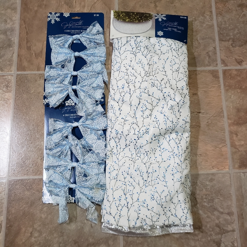 Vintage Nwt Jaclyn Smith Christmas tree skirt